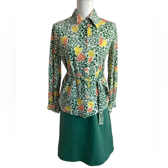 Vintage Girl Scout Uniform. - Picture 1 of 16